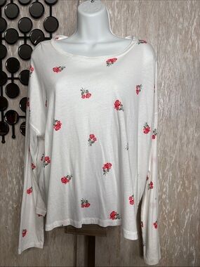 PINK Victoria's Secret White Long-Sleeve Top with Red Rose Print